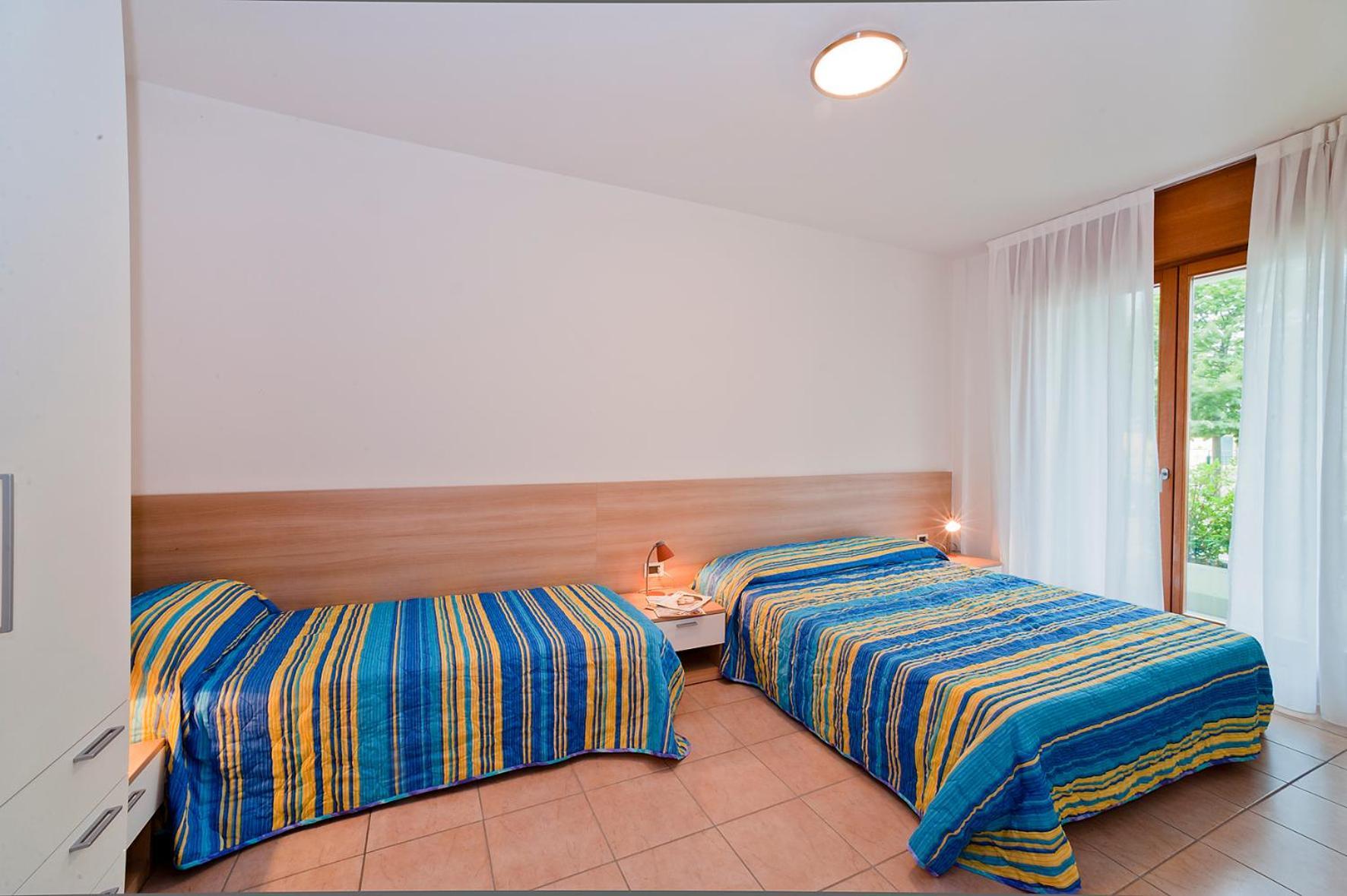 Residence Roberta Каорле Екстериор снимка